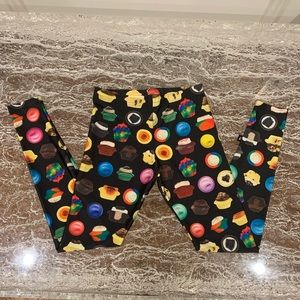 TEREZ - Soft and cute emoji cupcake girls leggings